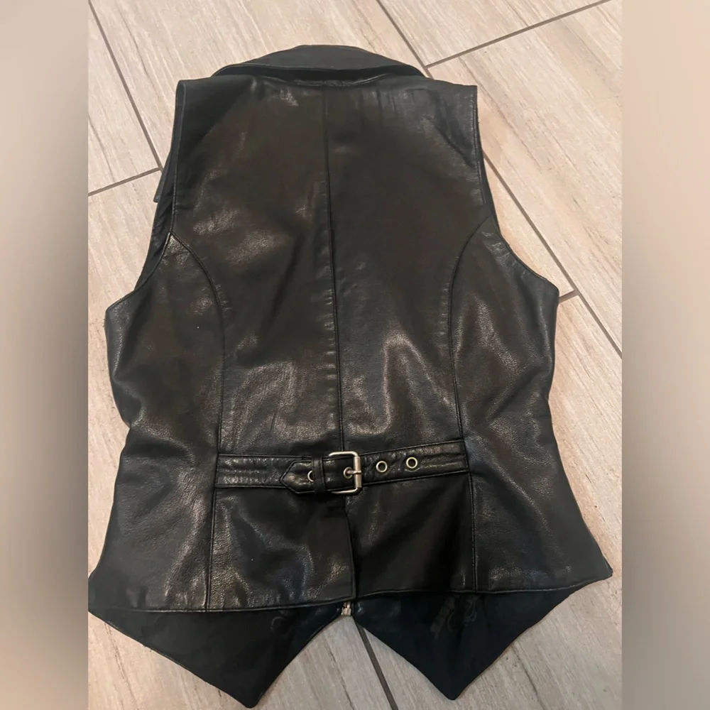 Easy rider leather vest like new - Picture 7 of 11